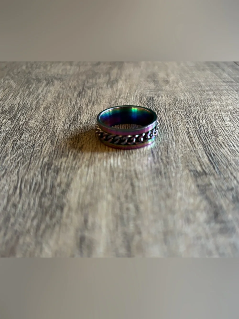 Men’s plus size 15 silver tone multi-color iridescent chain accent ring